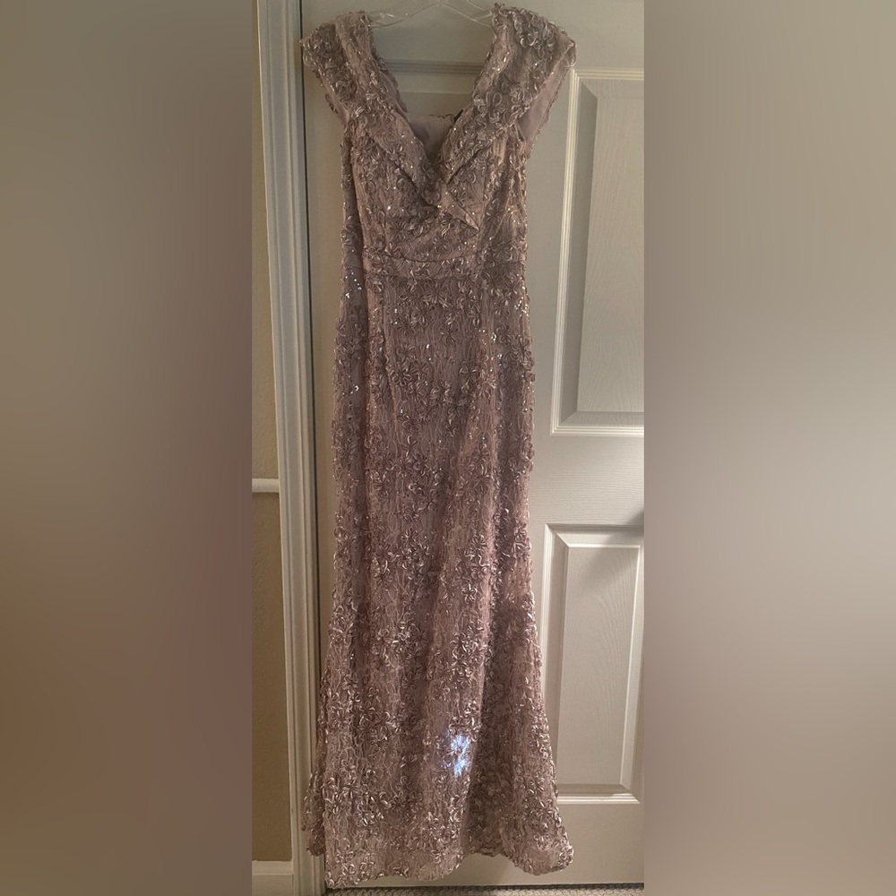 Xscape Floral Lace Dress in Mauve